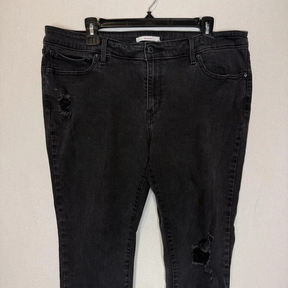 Levis brand levi
